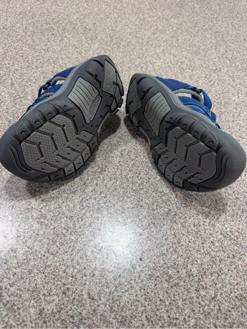 Keen Newport H2 Blue Sandals Kid Size 8 Waterproof Outdoor Hiking Water Sports